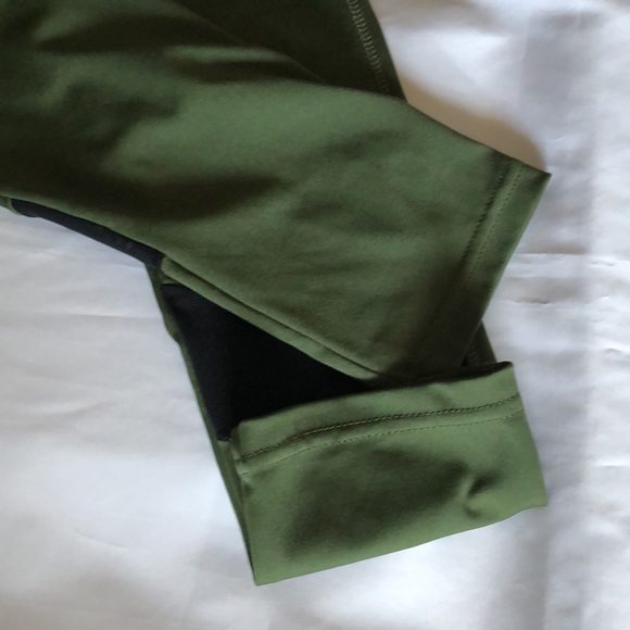 Women’s size large series 8 green with black mesh leggings - Picture 2 of 8